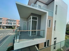 Hình ảnh Cần bán lại 1 Căn nhà Phố Dragon Village , dt 138m2 ,đã có sổ hồng