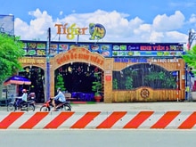 Hình ảnh Cho Thuê Nhà Mặt Tiền 382 Lê Trọng Tấn, Quận Tân Phú ( 15x57m )