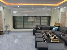 Hình ảnh Bán nhanh nhà phố Nguyên Hồng 60m*8 tầng