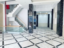 Hình ảnh Bán Toà Nhà Siêu Khan Hiếm MT 8m - Tân Bình