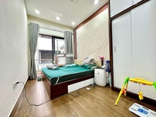 Hình ảnh Với 13 tỷ có ngay nhà 65m*5 tầng phố Kim Đồng ô tô vào nhà