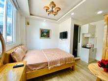 Hình ảnh Cho thuê Studio Full nội thất Q1 gần cầu Ba Son có cửa sổ