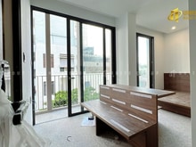 Hình ảnh Ban công 40M2 mặt tiền Bùi Thị Xuân Nội Thất gỗ cao cấp Quận Tân Bình.