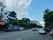 Hình ảnh Cho thuê nhà góc Bùi Bằng Đoàn và Hưng Gia 3 giá 200 triệu/tháng.