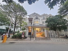 Hình ảnh Cho thuê Căn góc 2mt đường D8 Saigonpearl P22 , Bình Thạnh