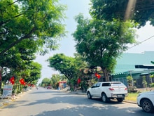 Hình ảnh Bán lô đất đẹp đường 10m5 Đô Đốc Lân