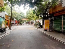 Hình ảnh Bán gấp! Nhà khu VIP 918, DT60 m2, MT4m, vỉa hè ô tô tránh, chỉ 12 tỷ.