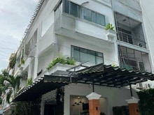 Hình ảnh 🌎Sư Vạn Hạnh, P.12, Quận10 - căn góc 2MT✨Chothuê✨DTSD: 288m2