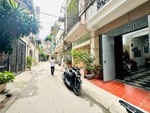 Hình ảnh Phân Lô Kim Ngưu 50m2, 4 tầng, mt 4.6m, oto chạy vòng quanh, vào nhà