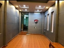 Hình ảnh 4x16m, 1 trệt suốt. Hẻm xe hơi Lạc Long Quân, P5, Q11. Giá 9 triệu/th