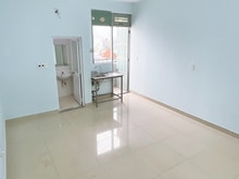 Hình ảnh Phòng có máy lạnh, ban công 30m² ngay Trường Chinh - Phan Huy Ích