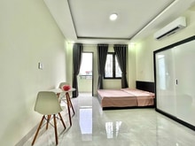 Hình ảnh Phòng Studio Full Nội Thất Giá Rẻ Rộng 30m2 Ban Công Ngay Lê Đức Thọ