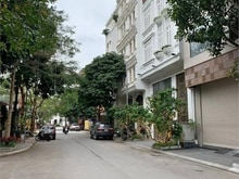 Hình ảnh Bán nhà ngã 4 vạn phúc- ô tô vào nhà- hà đông 5 tầng- dt