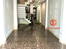 Hình ảnh Cho thuê nhà 3 lầu mặt tiền đường 30/4 trung tâm Biên Hòa giá 20tr