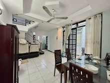 Hình ảnh Nhà rộng ngang 11m Hoàng Hoa Thám, P5, HXH cách nhà 5m, 43m2, 5.65 tỷ