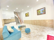 Hình ảnh Nhà Đẹp hẻm thông Lâm Văn Bền Q7, 2 Tầng, đang cho thuê 9tr/T, Chỉ 3.x