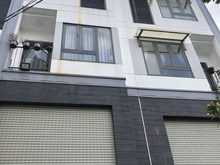 Hình ảnh Bán nhà 4Tầng (4x10) sát hẻm XE TẢI, đường Lê Quang Định, NỘI THẤT ĐẸP