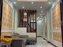 Hình ảnh Bán nhà Trương Định, ngõ ba gác, thông, gần trường, chợ, 2 thoáng,37m2
