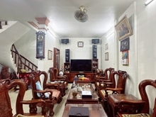 Hình ảnh Biệt thự ngộp , P13 , CỘNG HÒA , 120m2, 3 tầng . Giá 17,6 tỷ TL