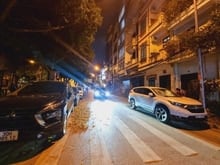 Hình ảnh Bán nhà phố Phạm Tuấn Tài , DT: 51m 4 tầng mặt tiền 4m giá 17.5 tỷ.
