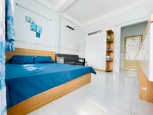 Hình ảnh Phòng Bancon siêu bự đường CMT8 Q3 Gần Cv Lê Thị Riêng