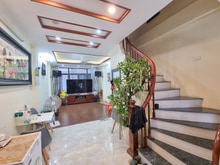 Hình ảnh Bán nhà Định Công,50m2x5T,giá 5.6tỷ,ngõ rộng,thoáng,gần đường,ở luôn.