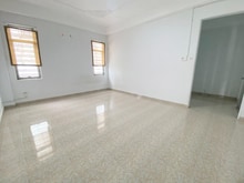 Hình ảnh Cho thuê nhà MTD Vành Đai Trong DT 6x21 5 tầng