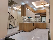 Hình ảnh Bán nhà ngõ Đê Trần Khát Chân, giá 10.5 tỷ, 67m2x7T, KD lớn