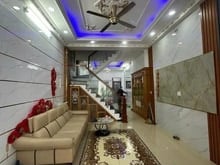 Hình ảnh Chủ cần bán gấp nhà Nguyễn Xí Q.BThanh 50m2 3PN 2ty170 SHR