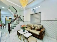 Hình ảnh Định cư cần bán gấp căn Nguyễn Tất Thành Q4 44m2 2PN 1tỷ570 SHR