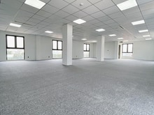 Hình ảnh Chính chủ cho thuê VP quận 1-150m2 TRống sẵn - Giá tốt