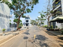 Hình ảnh Bán đất  khu đô thị Đông Tăng Long Quận 9.dt: 8 x20m