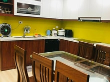 Hình ảnh Chủ nhà cần tiền gấp, chưa tới 100 triệu/m2 vuông phố phan đình giót