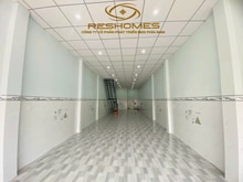 Hình ảnh Cho thuê nhà đẹp 1 trệt 1 lầu đường Cách Mạng Tháng 8