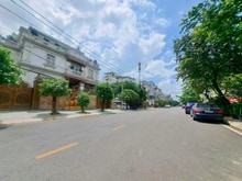 Hình ảnh Biệt thự 200m2 Bình Thạnh, đường 8m vỉa hè Ven sông, giá chỉ 95tr/m2