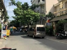 Hình ảnh gần mặt tiền Nguyễn Xí, góc Đinh Bộ Lĩnh. DT (12x40m). CN: 510m2. 33T