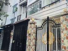 Hình ảnh Vài bước ra Chợ Phạm VĂn Hai,  Nhà Đẹp Lung Linh DT 56m2 4PN Chỉ 5,x T