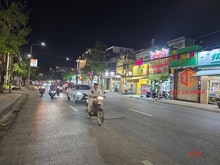 Hình ảnh Bán nhà 3 tầng mặt tiền đường Cách Mạng Tháng 8, vị trí đẹp Biên Hòa