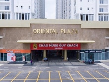 Hình ảnh Cho thuê Orieantal Plaza 105m2,3PN,2WC,Nội thất đầy đủ, ở liền