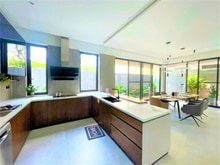 Hình ảnh Biệt thự đơn lập có hồ bơi, 5PN, 300m2 ngay trường Đinh Thiện Lý, Q.7