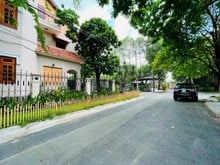 Hình ảnh Biệt thự ven sông Bình Thạnh, 200m2(10x20) đường 10m giá tốt chỉ 95tr/