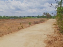 Hình ảnh Bán đất thổ cư xã Sông Xoài mặt tiền đường ô tô giá 900tr sổ sẵn