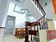 Hình ảnh Nhà 2 lầu đúc trung tâm hành chính Thủ Đức giá 3.1 tỉ.