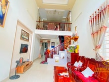 Hình ảnh Bán GẤP nhà sân 270m2 1 trệt 2 lầu đầy đủ nội thất phường Tân Tiến.