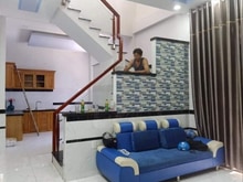 Hình ảnh Bán gấp nhà đường số 18 Thủ Đức giá còn 1 tỷ 650 triệu DT:56m2 SHR