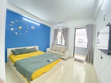 Hình ảnh Cho thuê Studio 40m2 có ban công Quận 1 gần cầu Calmette