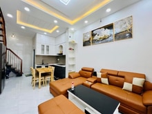 Hình ảnh Cần ra hàng gấp nhà đẹp gía rẻ Huỳnh Văn Bánh Q.Phú Nhuận chỉ 3 tỷ690
