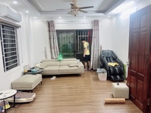 Hình ảnh Nhà trung tâm hà đông nằm trong khu dân trí cao vài bước ra phố, chợ,