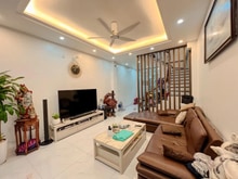Hình ảnh Bán gấp nhà mới,ô tô,kinh doanh Dịch Vọng – Cầu Giấy.DT 43m², 4T MT 3,