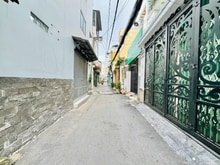 Hình ảnh Bán nhà đường rộng 6,5m đường Đất Thánh, P6, Tân Bình, vị trí vàng,SHR